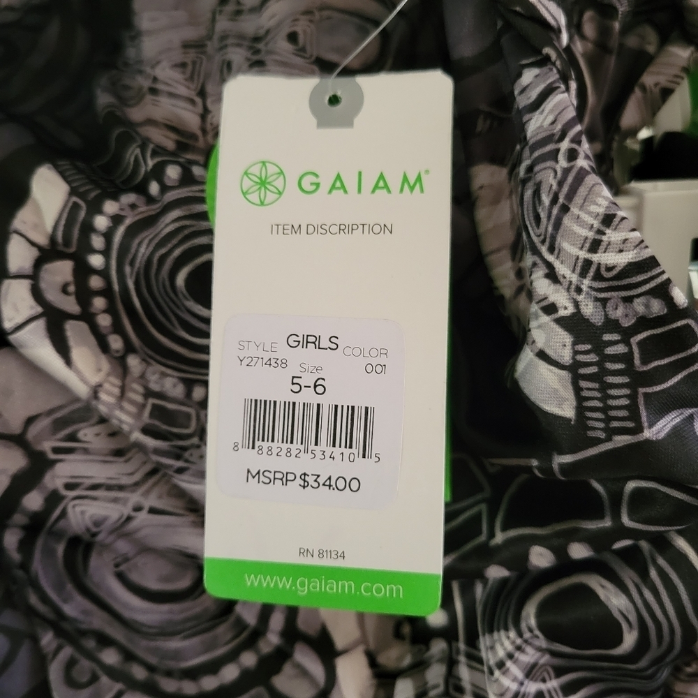 GAIAM Girls Yoga Outfit 2 piece Set - Picture 5 of 6